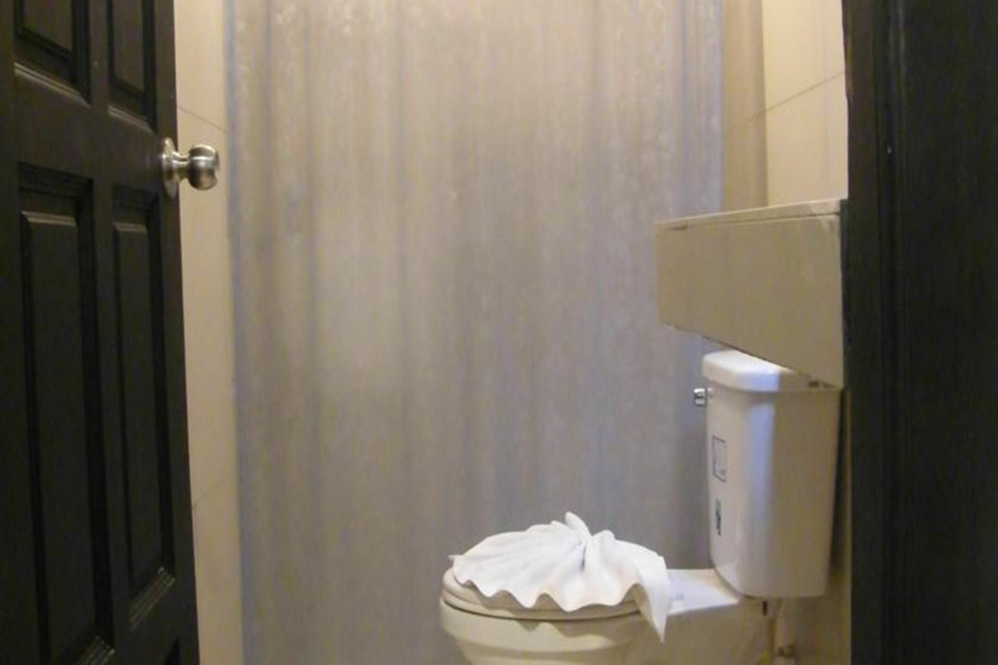 Oyo 835 Koh Chang Luxury Hotel Экстерьер фото