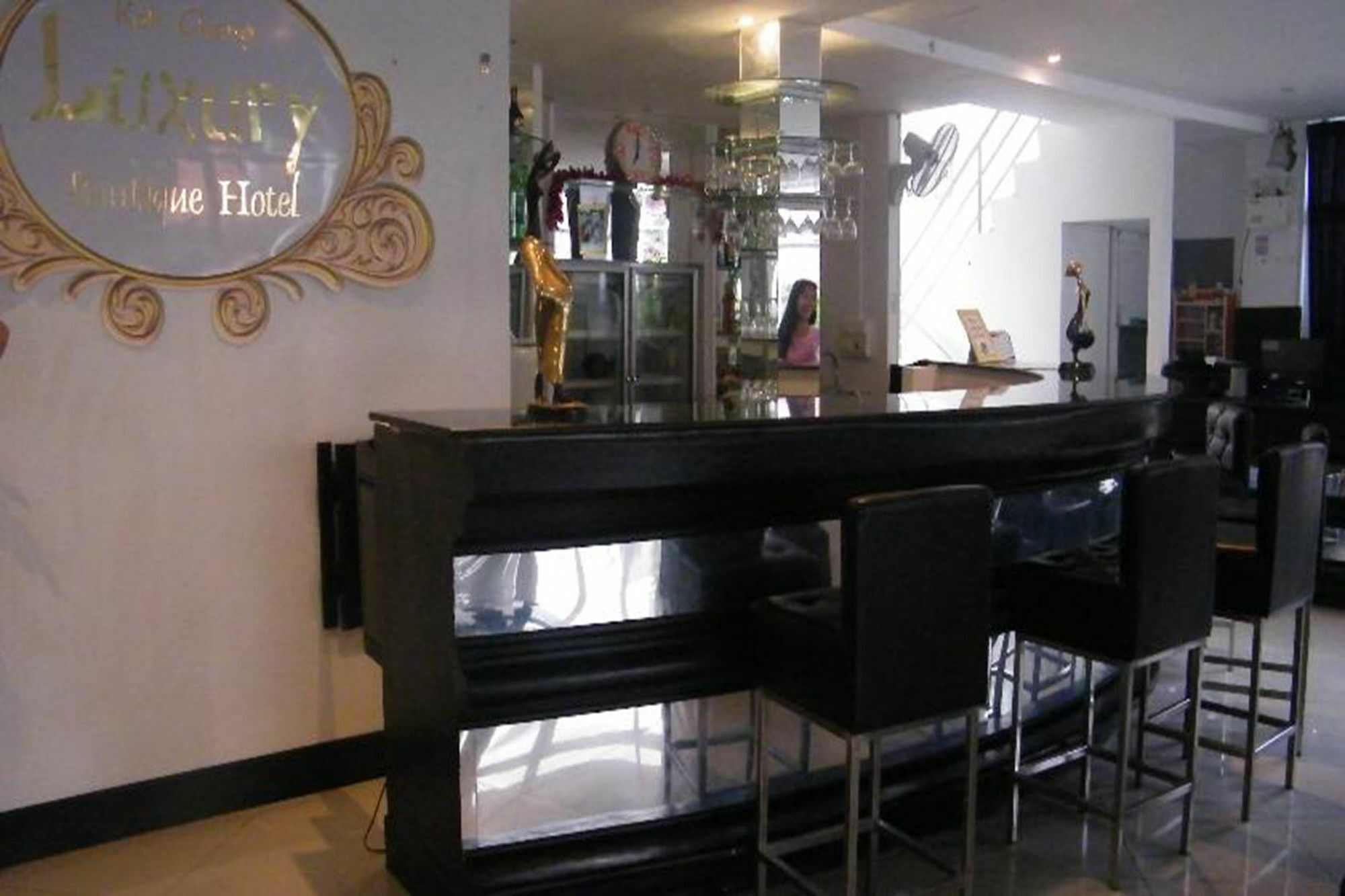 Oyo 835 Koh Chang Luxury Hotel Экстерьер фото